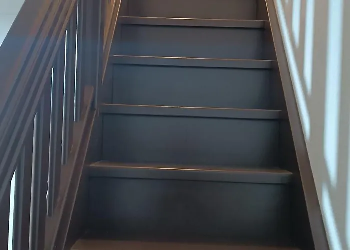 Vikendica Mountain Gologlavica